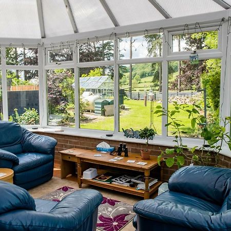 Swn Y Coed Bed and Breakfast Llanwrtyd Wells Esterno foto